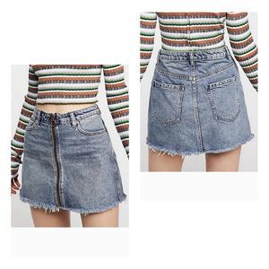 FP WE THE FREE Zip It Up Denim Jean Mini Skirt Frayed Hem